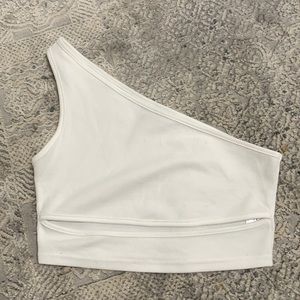 One shoulder cropped white tank with slit